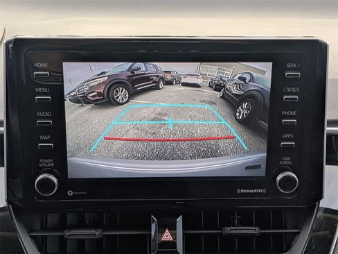 Used 2021 Toyota Corolla LE image 27