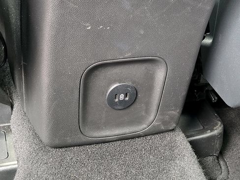 Used 2025 Ford Escape ST-Line FWD image 15