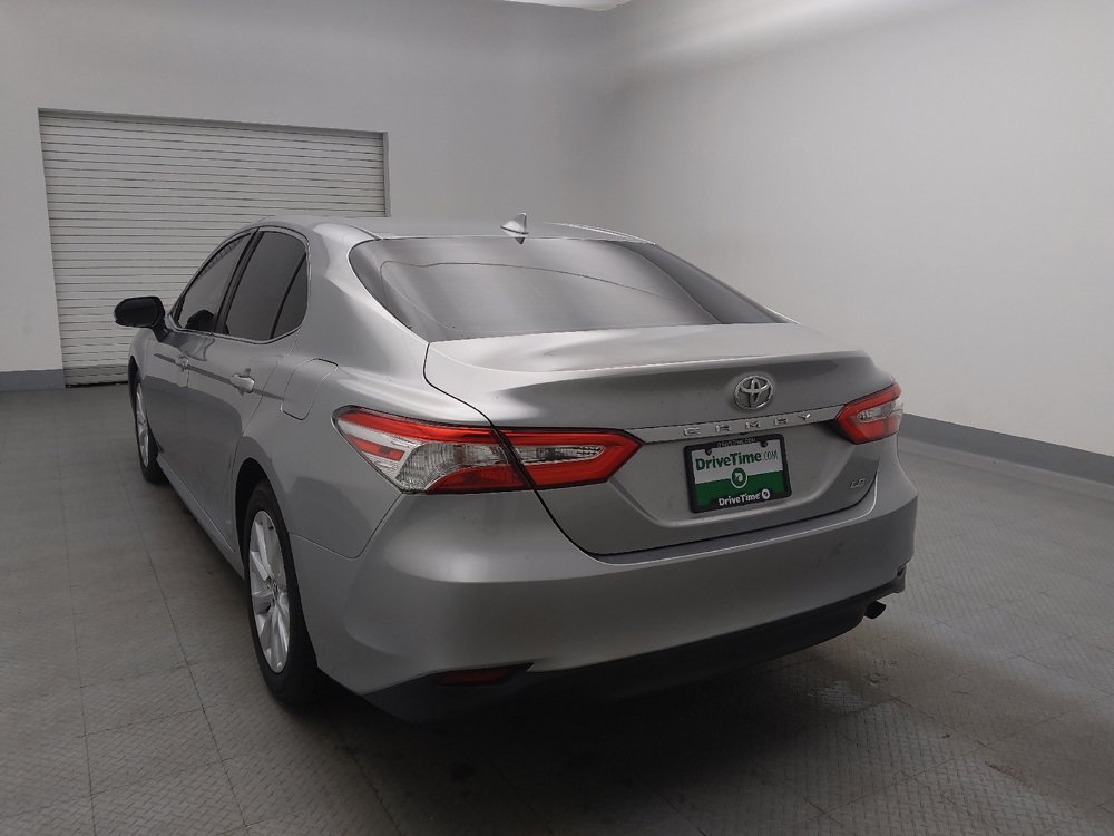Used 2019 Toyota Camry LE FWD image 6