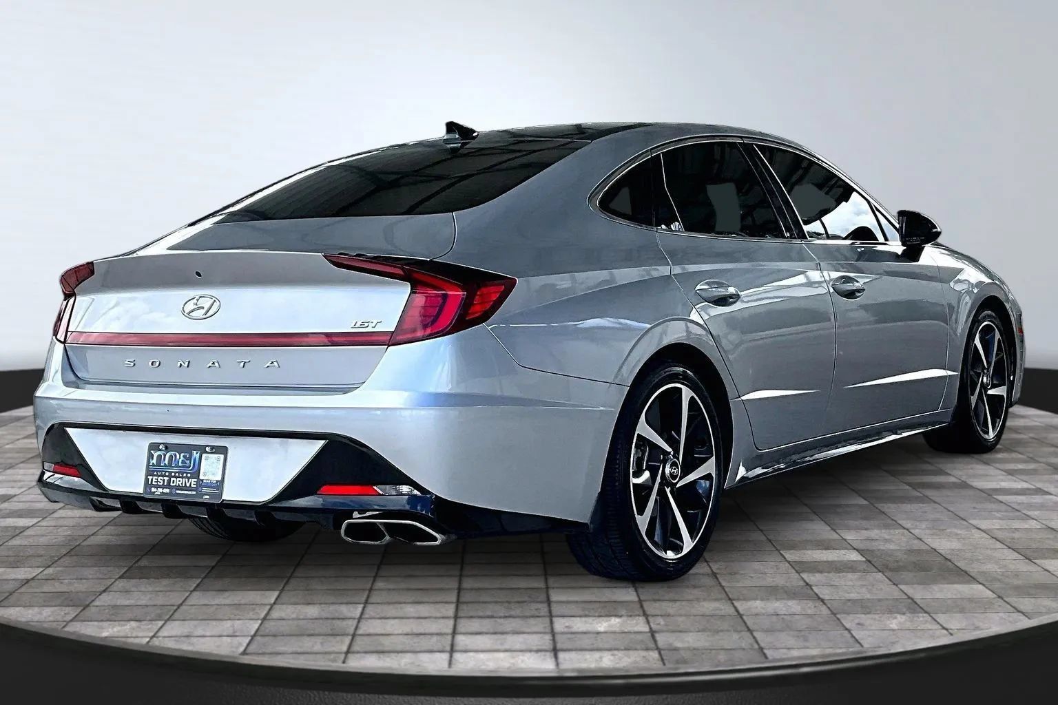 Used 2021 Hyundai Sonata SEL Plus w/ Tech Package FWD image 6