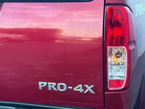 Used 2021 Nissan Frontier PRO-4X w/ Pro-4x Utility Package image 16