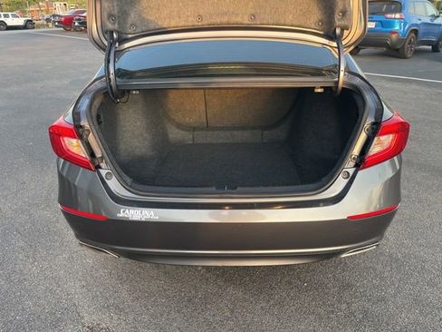 Used 2018 Honda Accord Sport image 33