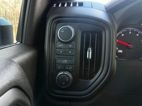 Used 2023 Chevrolet Silverado 2500 W/T w/ WT Fleet Convenience Package image 18