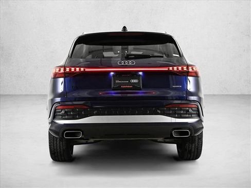 Certified 2025 Audi Q5 Premium w/ Convenience Package AWD/4WD image 7