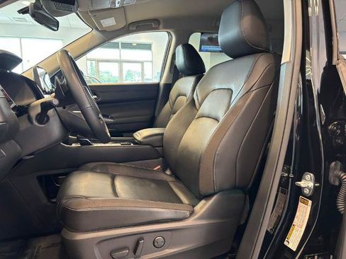 Certified 2025 Nissan Pathfinder SL AWD/4WD image 13