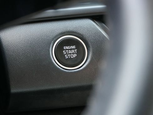 Used 2024 Kia Seltos EX image 16