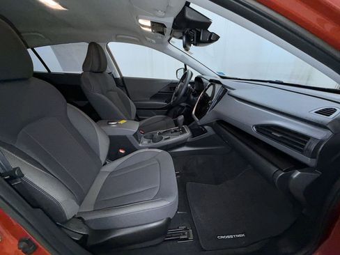 Certified 2025 Subaru Crosstrek 2.0i Premium image 14