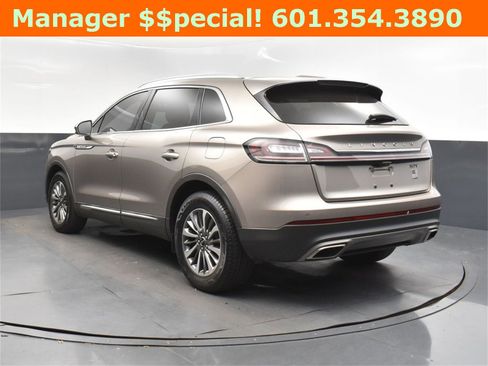 Used 2020 Lincoln Nautilus FWD w/ Equipment Group 101A image 5