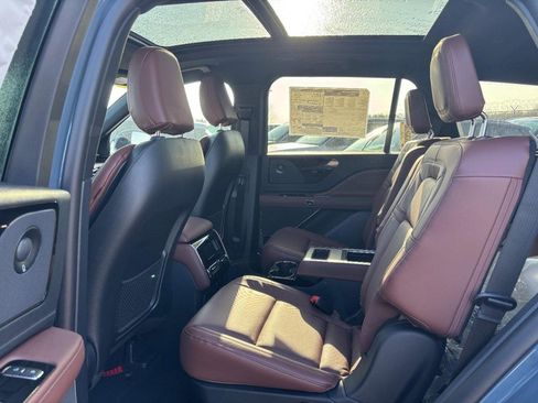 New 2026 Lincoln Aviator Reserve w/ Jet Appearance Package image 11