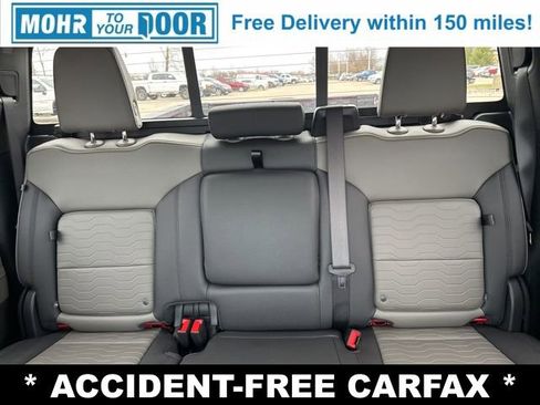 Used 2025 Chevrolet Silverado 2500 ZR2 w/ Technology Package image 30