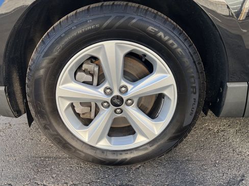 Used 2024 Ford Edge SE AWD/4WD image 16