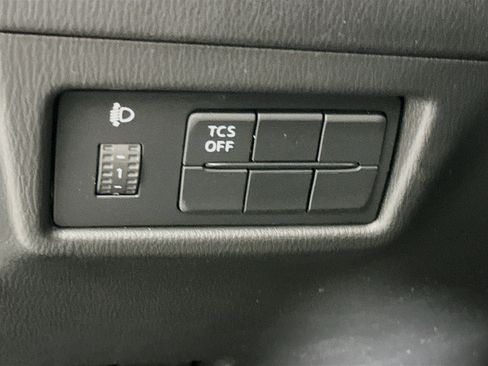 Used 2018 MAZDA CX-5 Sport AWD/4WD image 17
