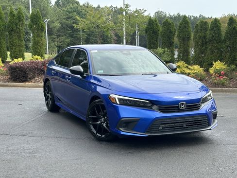 Certified 2024 Honda Civic Sport image 2