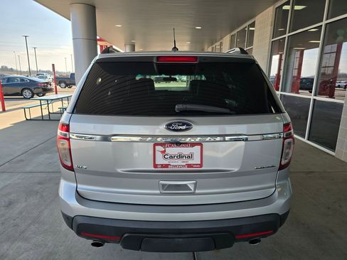 Used 2014 Ford Explorer XLT w/ Equipment Group 202A image 7