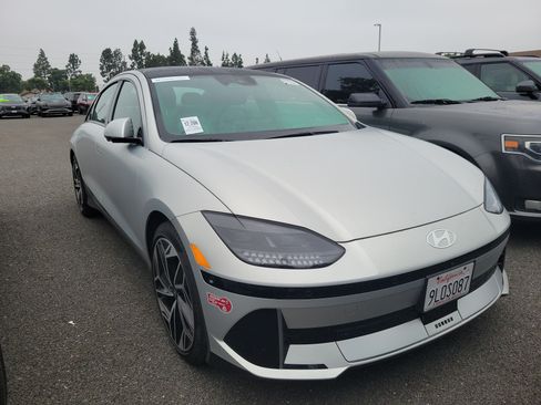 Used 2024 Hyundai Ioniq 6 Limited RWD image 1