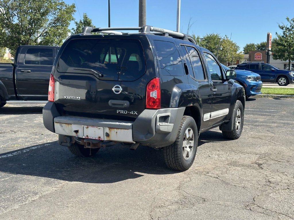 Used 2011 Nissan Xterra PRO-4X AWD/4WD image 4