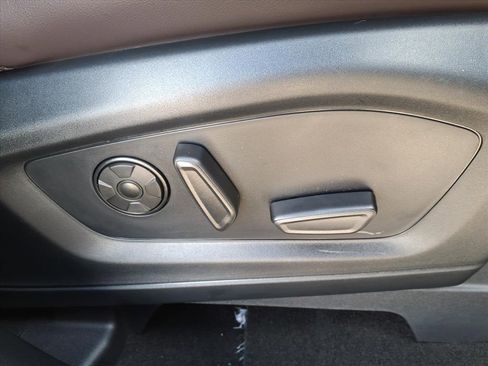 New 2026 Ford Explorer Platinum w/ LUX Leather Package image 10