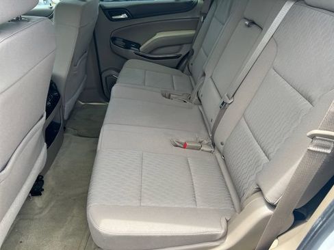 Used 2016 GMC Yukon SLE w/ Convenience Package RWD image 24