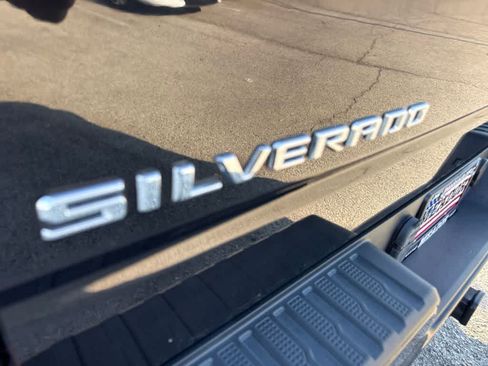 Used 2019 Chevrolet Silverado 1500 RST AWD/4WD image 11