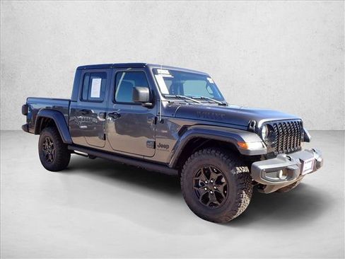 Used 2021 Jeep Gladiator Willys image 6