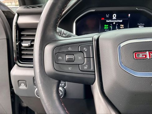 Used 2024 GMC Sierra 2500 AT4X image 20