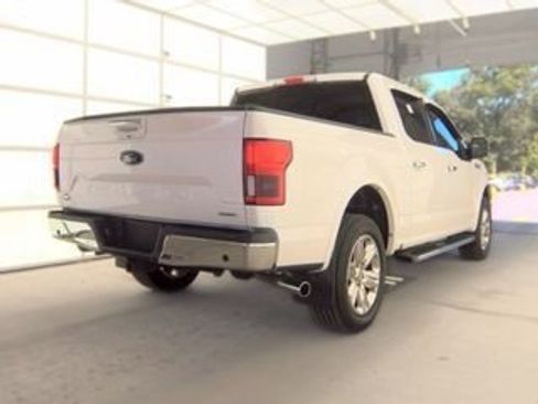 Used 2018 Ford F150 Lariat w/ Equipment Group 502A Luxury AWD/4WD image 3