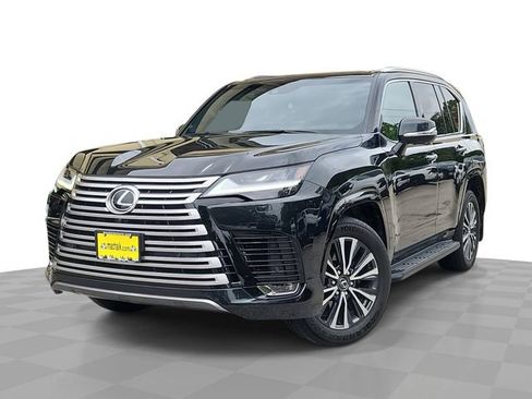 Used 2024 Lexus LX 600 4WD w/ Premium Package image 1