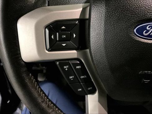Used 2019 Ford F250 Lariat w/ Lariat Ultimate Package AWD/4WD image 21