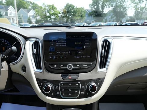 Used 2022 Chevrolet Malibu Premier FWD image 14