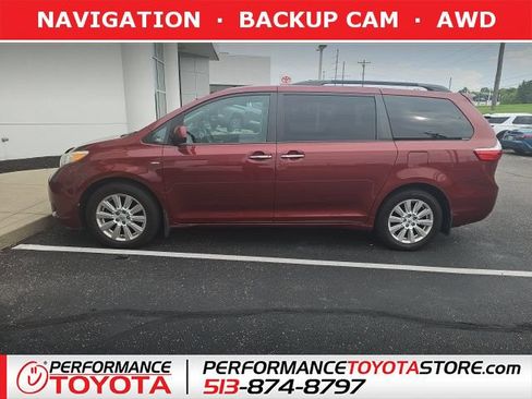 Used 2017 Toyota Sienna XLE w/ XLE Navigation Package AWD/4WD image 1