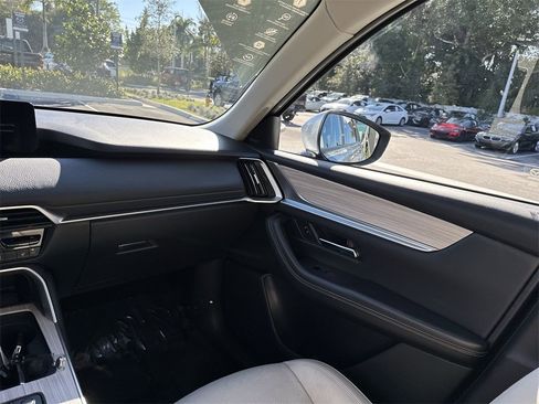 Used 2024 MAZDA CX-90 Plug-In Hybrid w/ Premium Pkg image 16