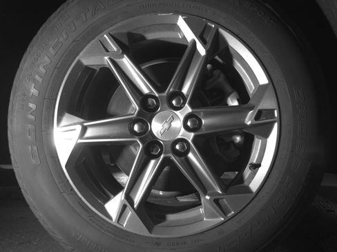 Used 2025 Chevrolet Blazer LT FWD image 13