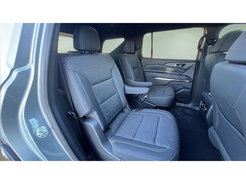 New 2026 Chevrolet Traverse LT image 31