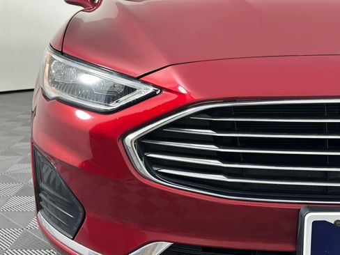 Used 2019 Ford Fusion SEL FWD image 4