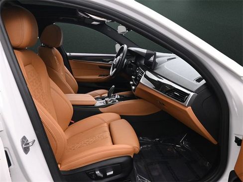 Used 2022 BMW 540i xDrive 540i xDrive w/ M Sport Package image 21