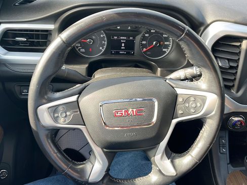 Used 2019 GMC Acadia SLE AWD/4WD image 10