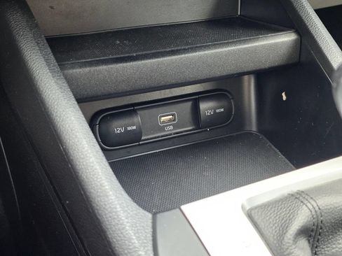 Certified 2023 Kia Forte LXS w/ LXS Technology Package FWD image 22