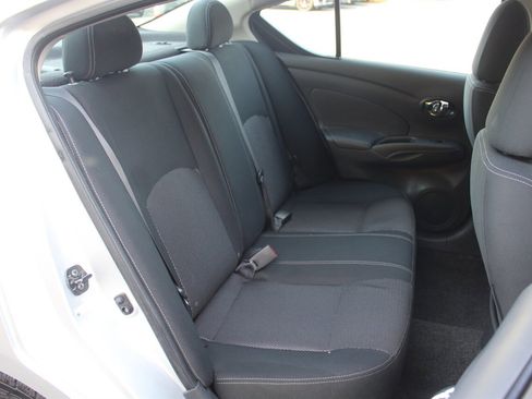 Used 2016 Nissan Versa SV image 13