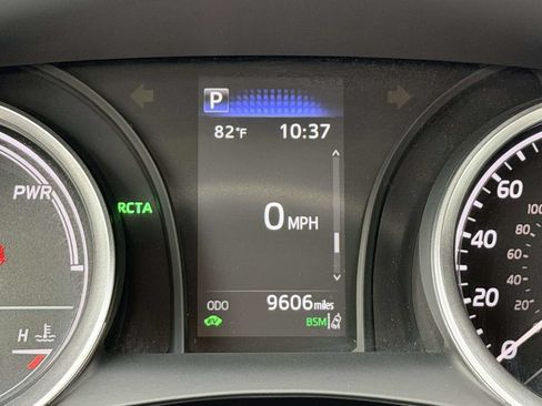 Certified 2022 Toyota Camry LE FWD image 10