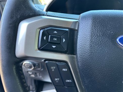 Used 2019 Ford F150 Lariat image 20