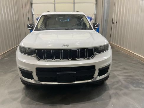 Used 2022 Jeep Grand Cherokee L Limited AWD/4WD image 5