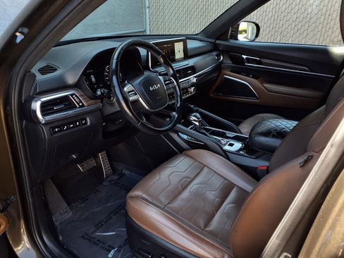 Used 2022 Kia Telluride SX w/ SX Prestige Package AWD/4WD image 15