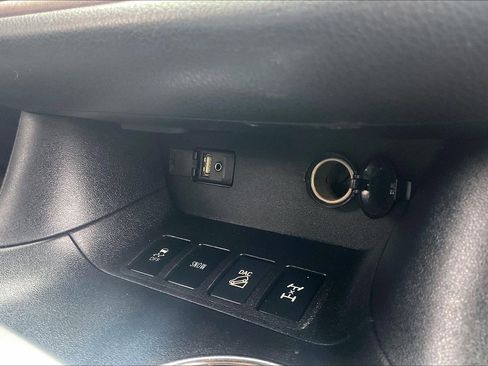 Used 2016 Toyota Highlander Plus image 38