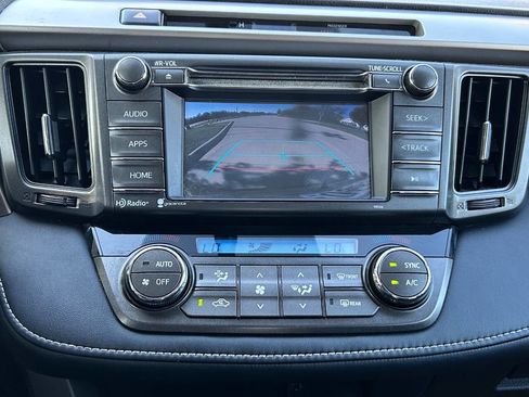 Used 2015 Toyota RAV4 XLE image 24