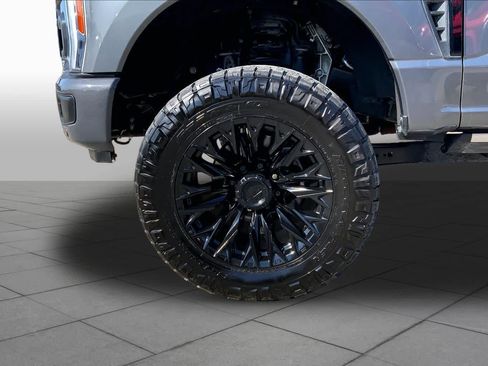 Certified 2023 Ford F250 Lariat w/ Lariat Ultimate Package AWD/4WD image 12
