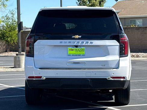 Used 2025 Chevrolet Suburban LT AWD/4WD image 11