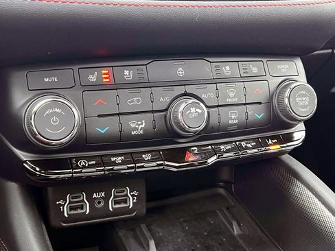 Certified 2025 Dodge Durango GT AWD/4WD image 28