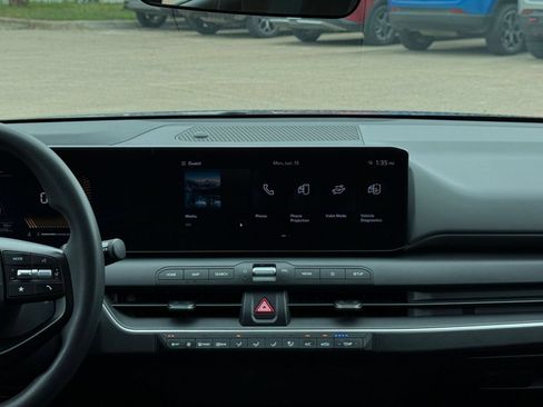 Used 2025 Kia K4 FWD image 17