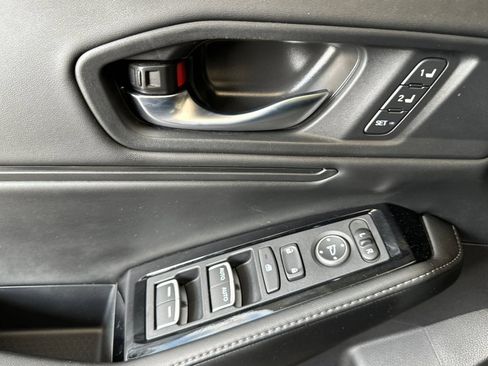 Used 2024 Honda Accord Touring image 11