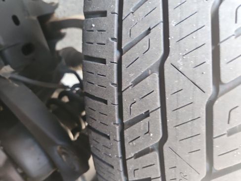 Used 2017 RAM 1500 Express AWD/4WD image 9
